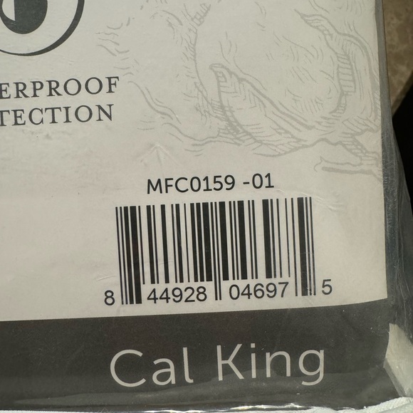 Cal KING mattress protector - Picture 3 of 5